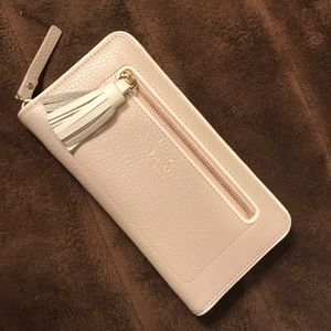 Bundle traded ❤️❤️ Kate Spade Tassel Wallet